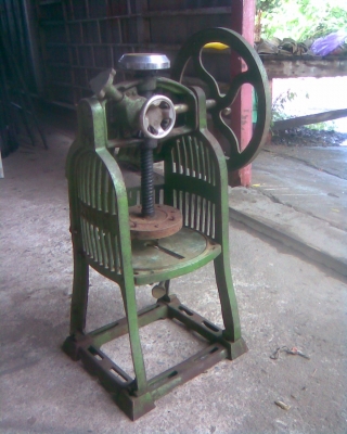 เครื่องใสน้ำแข็งสภาพดีพร้อมใช้