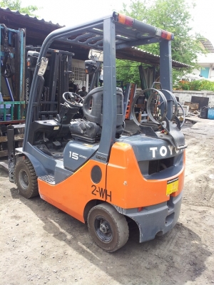 Forklift TOYOTA 8FG15 แก๊ส LPG  เกียร์AUTO ยกสูง 3 มม.