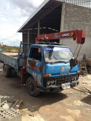 ขาย ! TOYOTA ไดน่า ติดเคน 230000 บ.