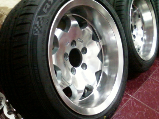 ขาย    แม็กENKAI แนวVIP 5รู114 .7นิ้ว .ขอบ 15นิ้วใข้ได้ทั้งเก๋งและ กะบะ