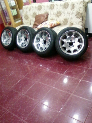 ขาย    แม็กENKAI แนวVIP 5รู114 .7นิ้ว .ขอบ 15นิ้วใข้ได้ทั้งเก๋งและ กะบะ