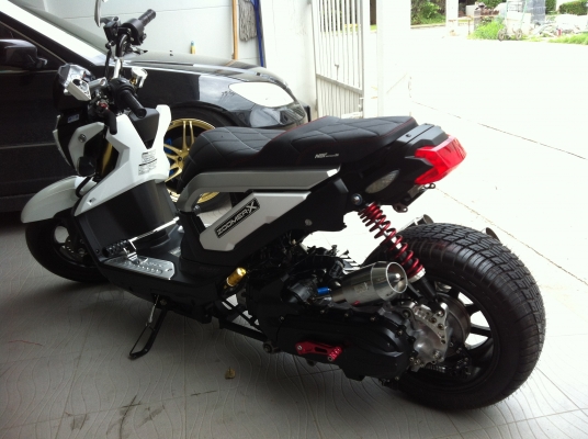 ขาดทุนสุดๆ ต้องการใช้เงินด่วน มาเอาไปเลย ขาย แลก zoomer-x แต่งเต็ม พี่เค้าทำมาประกวด  วิ่งดี วิ่งน้อย 400โล เหมือนใหม่ ต่อรองใด้ ยินดีแลกทุกรุ่น เสนอมาครับ