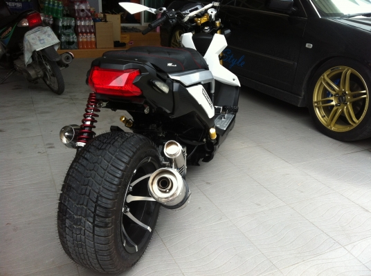 ขาดทุนสุดๆ ต้องการใช้เงินด่วน มาเอาไปเลย ขาย แลก zoomer-x แต่งเต็ม พี่เค้าทำมาประกวด  วิ่งดี วิ่งน้อย 400โล เหมือนใหม่ ต่อรองใด้ ยินดีแลกทุกรุ่น เสนอมาครับ