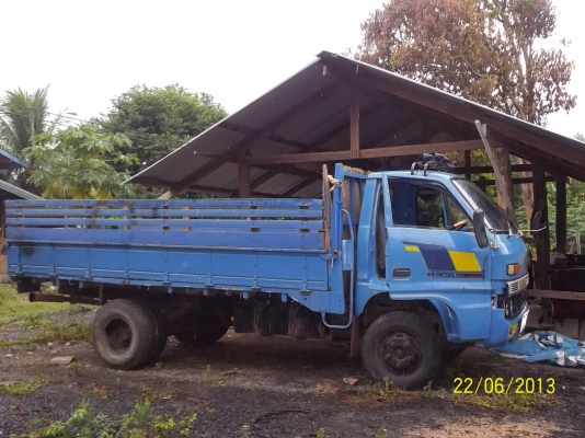 ขาย6ล้อ อิซูสุ  TL  เครื่อง110แรง เกียร์สายสั้น