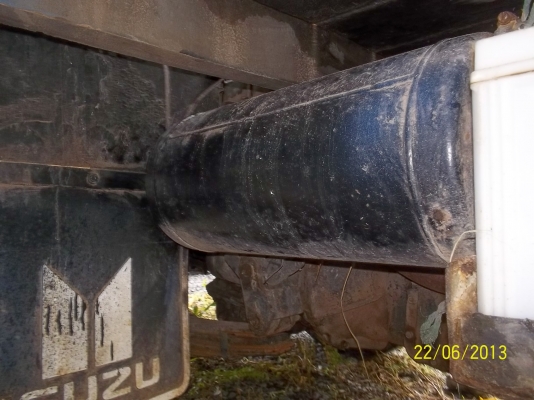 ขาย6ล้อ อิซูสุ  TL  เครื่อง110แรง เกียร์สายสั้น