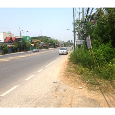 ที่ดินติดถนน เดินทางสะดวก ทำเลทอง ย่านการค้า เชียงใหม่