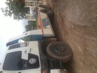 ขายด่วน! สิบล้อเทเลอร์ลากรถเกี่ยวข้าว ฮีโน่fm1j สมอทองยูโร2 ขายด่วน! สิบล้อเทเลอร์ลากรถเกี่ยวข้าว ฮีโน่fm1j สมอทองยูโร2