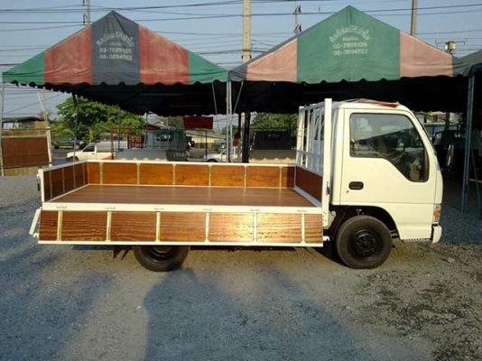 2011 ISUZU ELF LPG