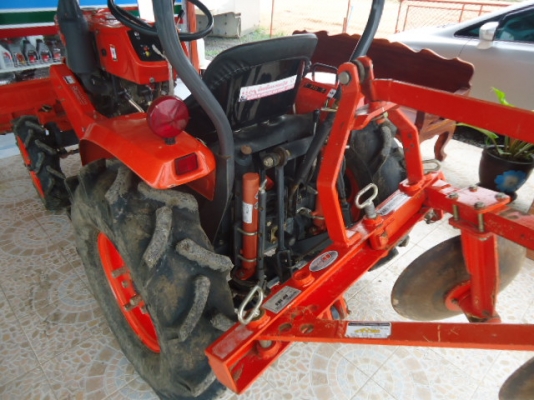 ขายรถไถคูโบต้าRT 140 PTO มีภาพวีดีโอ สภาพ 99 \% สวยสด rnเครื่องดีเดิมๆแน่น แรงพร้อมใช้สภาพสวยทั้งคัน