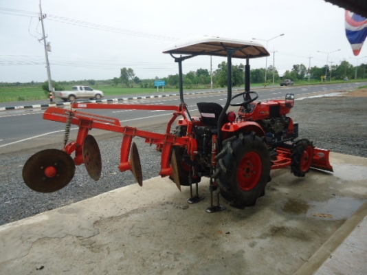 ขายรถไถคูโบต้าRT 140 PTO มีภาพวีดีโอ สภาพ 99 \% สวยสด rnเครื่องดีเดิมๆแน่น แรงพร้อมใช้สภาพสวยทั้งคัน
