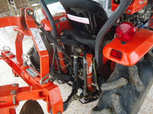 ขายรถไถคูโบต้าRT 140 PTO มีภาพวีดีโอ สภาพ 99 \% สวยสด rnเครื่องดีเดิมๆแน่น แรงพร้อมใช้สภาพสวยทั้งคัน
