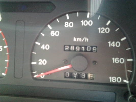 ***ขายแล้วครับขอบคุณ Truck2handขายกระบะแค็ป ดราก้อน 2.8 เดิมๆบางๆ ISUZU SPACECAB 2.8SLX TURBO DRAGONEYE ปี42/99 เครื่องเดิม4JB1 2.8 แห้งกริ๊บ แรงไม่มีเยิ้ม ช่วงล่างแน่นคัสซีสวยเดิมไม่ผุไม่ดาม หน้า-หลังเดิมไม่เคยชนหนัก สีสวยบางเดิมหัวบางภายในสวย คอนโซลครบ