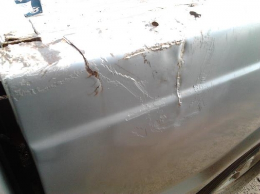 ขายกระบะแค็ปเดิมๆบางๆ ราคาเบาๆ MAZDA FIGHTER 2.5LUXURY ปี41/98 เครื่องฟิตใหม่ ช่วงล่างแน่น คัสซีสวยเดิม ไม่ผุ บอดี้บางเดิมสีดีมีลอกบางจุด ตำหนิตามรูป ยางดี4เส้น ล้อแม็ก หัวเก๋งไม่ผุ ภายในดี คอนโซลครบ แอร์ พ.พาวเวอร์ ก.ไฟฟ้า แน็นท์จัดได้ถึง 120,000 ราคาต่อ