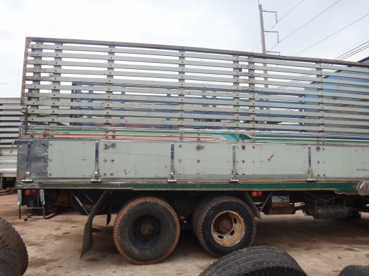 ขายด่วนรถสิบล้อเพลาเดียว ISUZU  DEGA  195  พร้อมใช้งาน