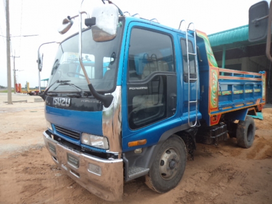 ขายรถ6ล้อดั้มเดก้า  สภาพสวยๆเพิ่งต่อเสร็จพร้อมใช้งานคับ