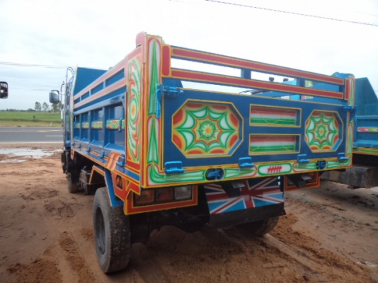 ขายรถ6ล้อดั้มเดก้า  สภาพสวยๆเพิ่งต่อเสร็จพร้อมใช้งานคับ