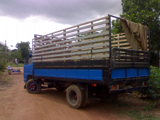 ขาย6ล้อ115 NPR59LU5 วางเครื่อง4HG1 125แรงแจ้งเข้าเล่มเรียบร้อย