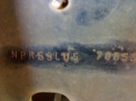 ขาย6ล้อ115 NPR59LU5 วางเครื่อง4HG1 125แรงแจ้งเข้าเล่มเรียบร้อย