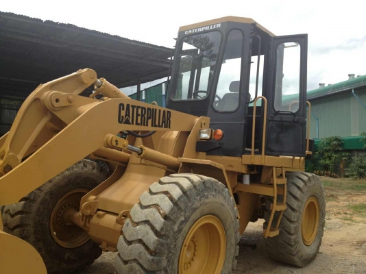 รถตักล้อยาง CAT918F รถเก่านอก 6 เดือนยาง90\% รถตักล้อยาง CAT918F รถเก่านอก 6 เดือนยาง90\%