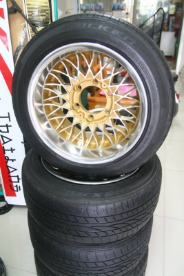 ล้อนอก JAPAN 15x8.5 ET-28 พร้อมยาง ล้อนอก JAPAN 15x8.5 ET-28 พร้อมยาง