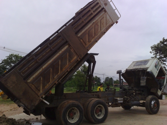 ขายรถบรรทุก 10 ดั้ม 2 เพลา MITSU TURBO TF 44XX เปี่ลยนเครื่อง 6M61 ไม่โบ 225 แรงเครื่องดีคัสซีสวยยางดี 10 เส้บทะเบียนชุดโอนพร้อมแอร์เย็น