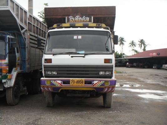 ขาย UD CW30M เครื่องPE6 225 แรงม้า