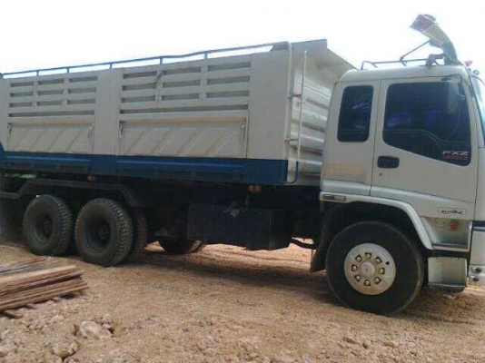 รถอิซูซุ 10 ล้อดั้ม 320 แรงม้า ปี 51   สนใจติดต่อ 081 - 6079515