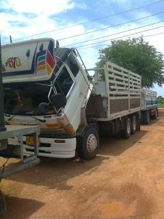 10ล้อไม่ดั้ม HINO F18 เครื่อง220แรงม้า แม่ลูก