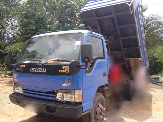 รถอิซูซุ 6 ล้อดั้ม NQR  150 แรงม้า ปี 48  สนใจติดต่อ 081 - 6079515