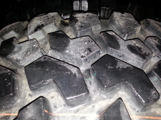 ปรับราคา ขายยาง31/10.5/15 ปี10สวยๆครับดอก14มิลไม่บวมไม่บั่งไม่ปะ