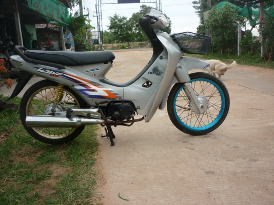 ขายเวฟ 100  ขาย 10500 บาท