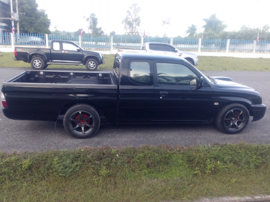 ขาย strada cab 2.8 turbo