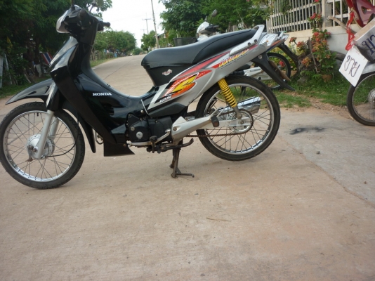 ขายเวฟ 125 s ขาย 10500 บาท ขายเวฟ 125 s ขาย 10500 บาท