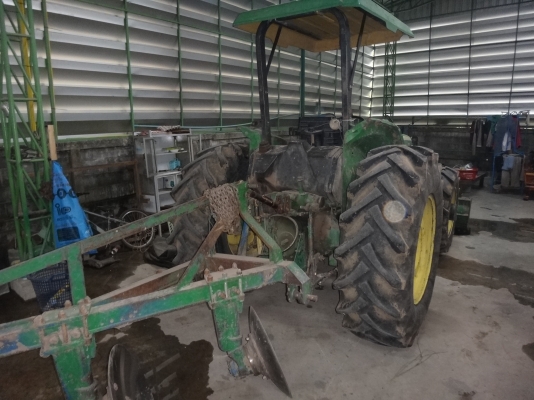 ขายด่วน รถไถ JOHN DEERE 5615K 2เพลา ปี 50 พร้อมใช้งานเล่มทะเบียนพร้อม ขายด่วน รถไถ JOHN DEERE 5615K 2เพลา ปี 50 พร้อมใช้งานเล่มทะเบียนพร้อม