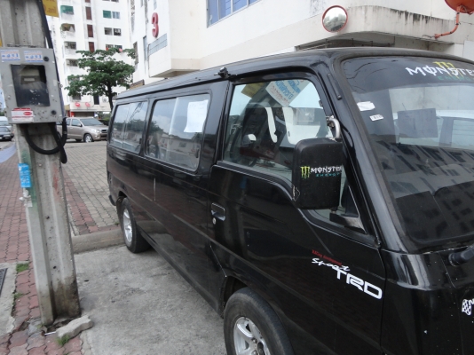 ขายนิสันเออแวนปี97 ราคา 75000 บาท พวงมาลัยเพาเวอร์