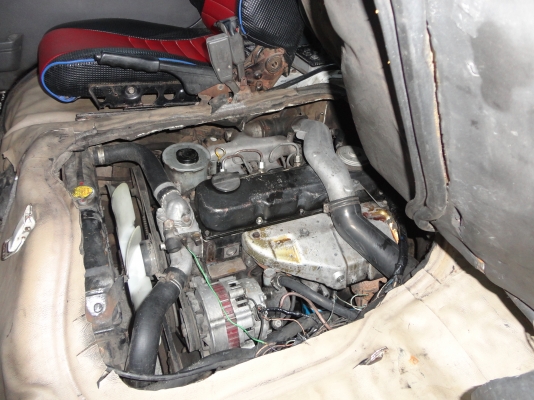 ขายนิสันเออแวนปี97 ราคา 75000 บาท พวงมาลัยเพาเวอร์