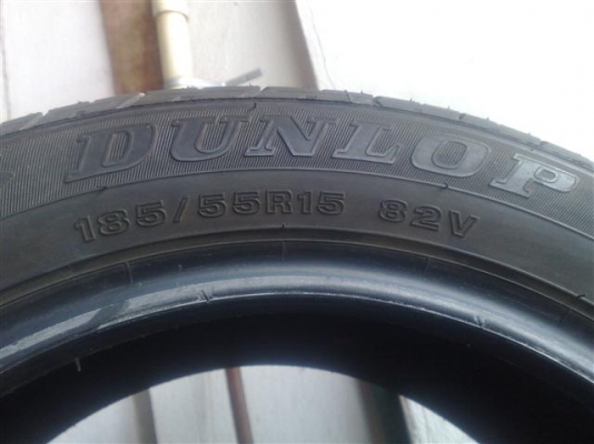 ยาง dunlop 185/55/15 ปียาง 4612 ถอดmazda2ป้ายแดง