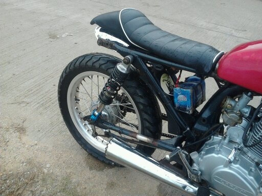 ขาย HONDA CG 125 เครื่อง LIFAN 200 CC ( อินวอย ) ทะเบียน พร้อมโอน ภาษี พ ร บ 2556 ไม่ขาดต่อ มีเครื่องเดิมให้ ครับ ขาย HONDA CG 125 เครื่อง LIFAN 200 CC ( อินวอย ) ทะเบียน พร้อมโอน ภาษี พ ร บ 2556 ไม่ขาดต่อ มีเครื่องเดิมให้ ครับ