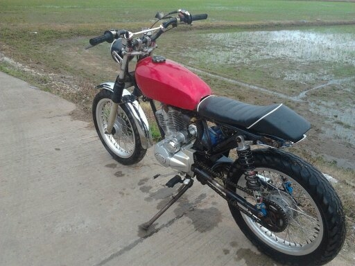 ขาย HONDA CG 125 เครื่อง LIFAN 200 CC ( อินวอย ) ทะเบียน พร้อมโอน ภาษี พ ร บ 2556 ไม่ขาดต่อ มีเครื่องเดิมให้ ครับ ขาย HONDA CG 125 เครื่อง LIFAN 200 CC ( อินวอย ) ทะเบียน พร้อมโอน ภาษี พ ร บ 2556 ไม่ขาดต่อ มีเครื่องเดิมให้ ครับ