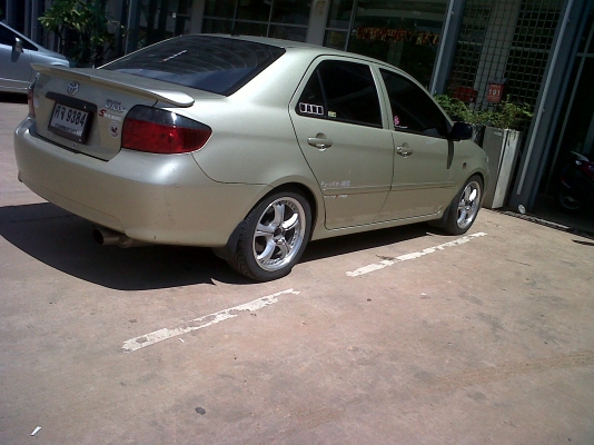 ขาย VIOS E เกียร์ธรรมดา แต่งพองาม ปี 04