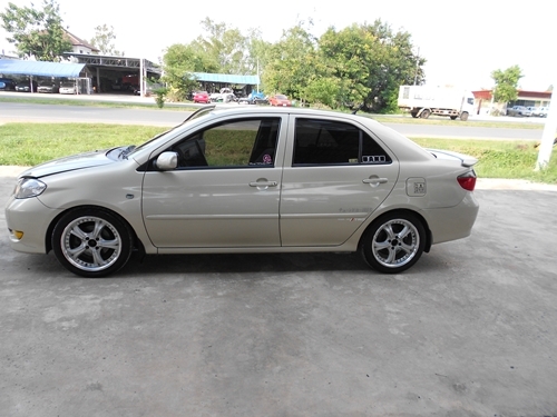 ขาย VIOS E เกียร์ธรรมดา แต่งพองาม ปี 04