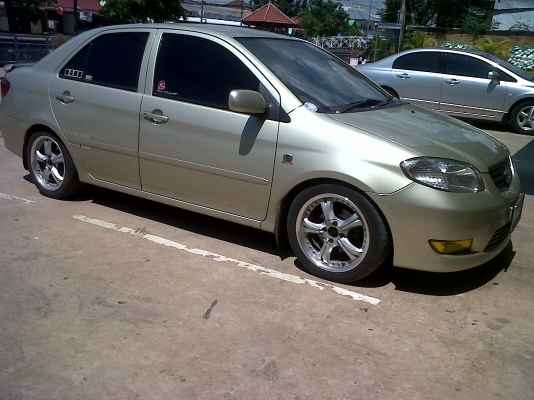 ขาย VIOS E เกียร์ธรรมดา แต่งพองาม ปี 04