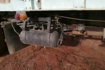 Isuzu สิบล้อ Rocky 2 เพลา FVZ ปี 33 พื้นเรียบท้ายลาด เบรกจิ๊ฟฟี่ เพาเวอร์ เครื่อง 175 ช่วงล่างใหญ่ คานพื้นเรียบ เหล็กตัว I 820,000