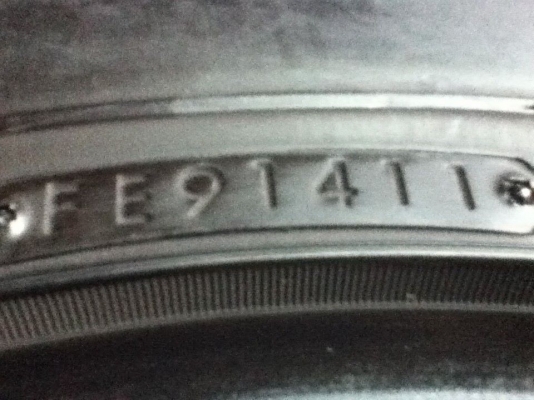 ขายยาง NITTO 255/40R19 ปี11 1คู่ ไม่มีปะ