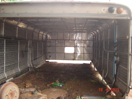 หลังคารถ 6 ล้อ ISUZU NPR สนใจติดต่อโดยตรง  081-2805754