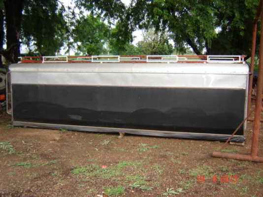 หลังคารถ 6 ล้อ ISUZU NPR สนใจติดต่อโดยตรง  081-2805754