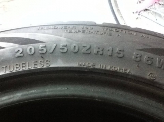 ขายเศษยาง KU36 205/50R15 ปลายปี11 1เส้น