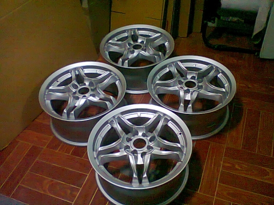 แม็ก 16 ล้อใหม่ 4 วง