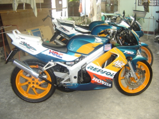 ขาย NSR PROARM 150SP สวย ทำสีใหม่ทั้งคัน ต่อรองราคาได้ กทม สีลม ซอย 10