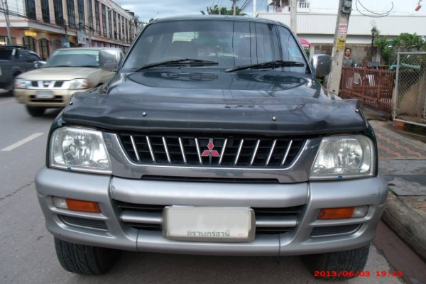 ขายรถบ้าน MITSUBISHI STRADA แคบ 4X4 ปี2000 โฟว์วิน เครื้อง 2800 เกียร์ธรรมดา ถุงลมนิรภัย สภาพดี เดิมทั้งคัน สีเดิม เครื่องสมบูรณ์ ช่วงล่างแน่น ขับดี ลองขับได้ ระบบไฟฟ้า พร้อมใช้ 400000-.ติดต่อคุณปรัชญา 084 9927529 077 287046